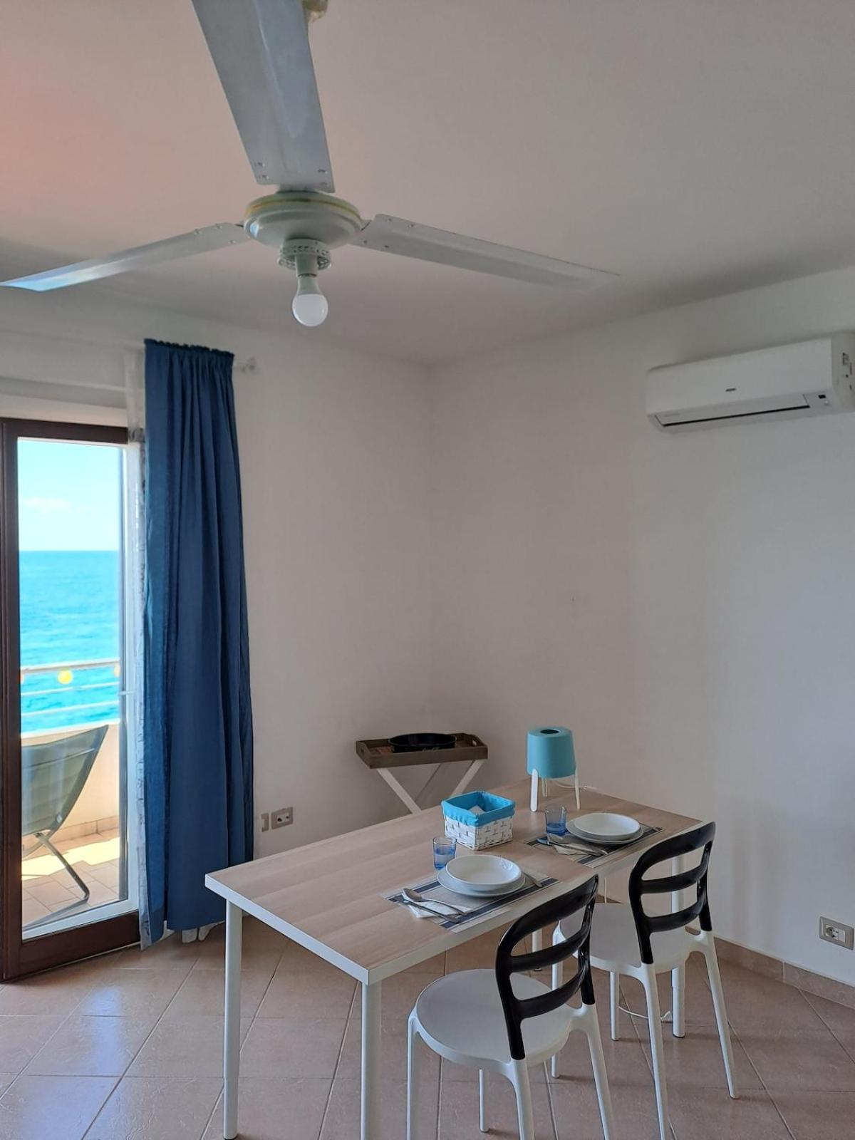 Apartamento Sea House Bagnara Calabra Exterior foto