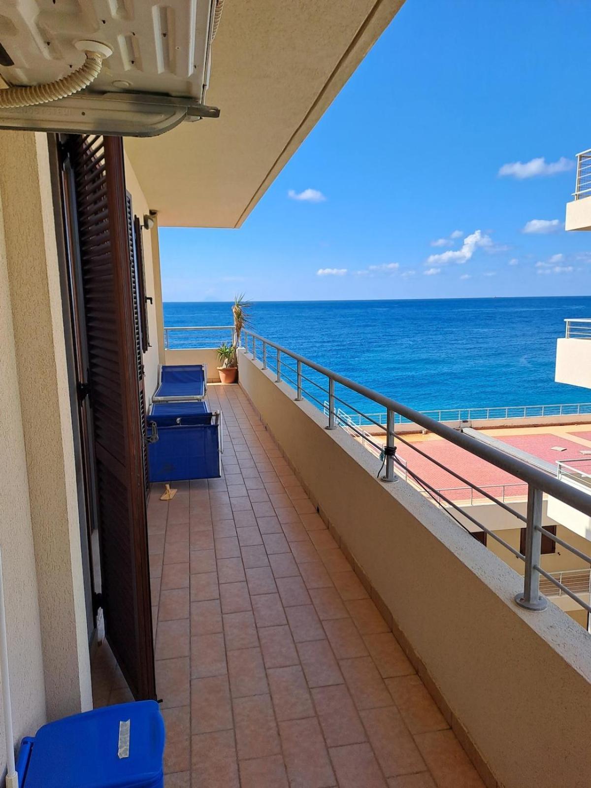 Apartamento Sea House Bagnara Calabra Exterior foto