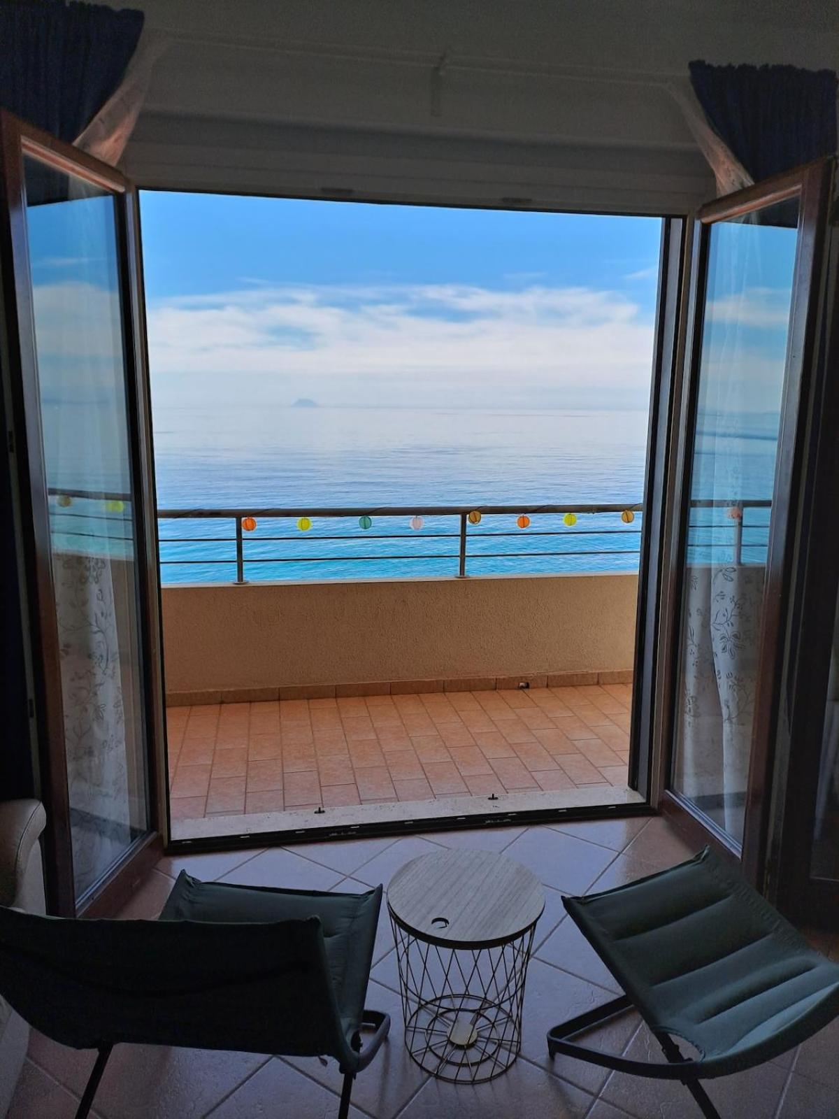 Apartamento Sea House Bagnara Calabra Exterior foto